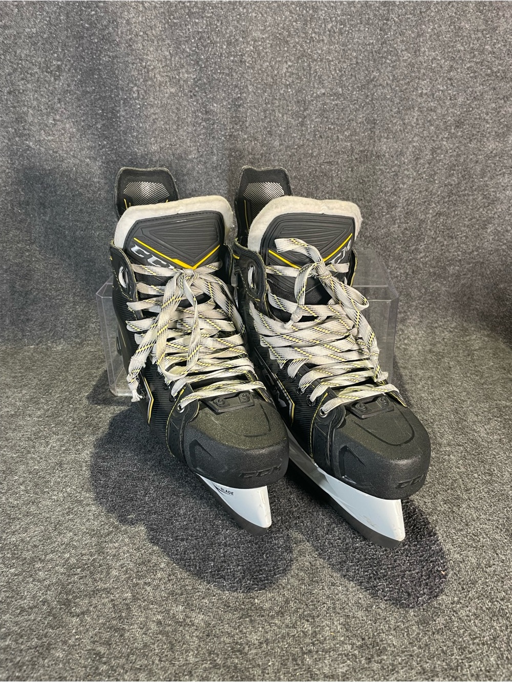 CCM Super Tacks Vector Hockey Skates Size 11